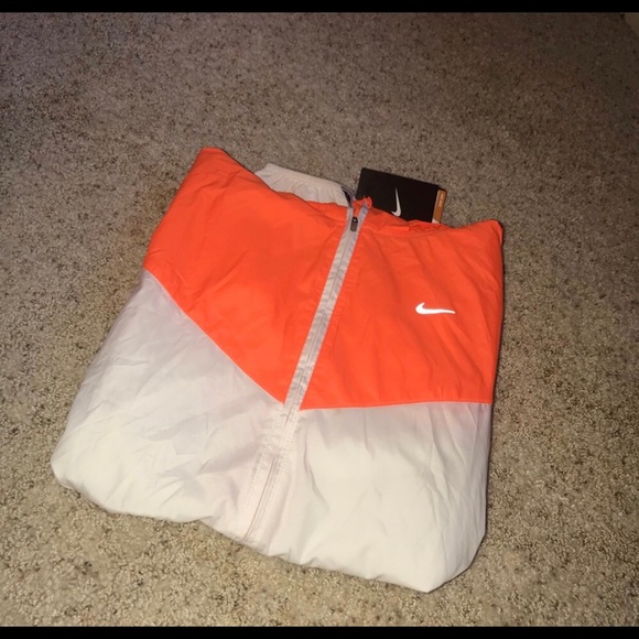Nike windbreaker - Picture 2 of 3